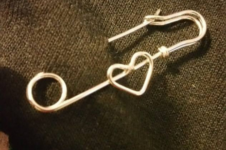 Customer appreciation photo Safety Pin